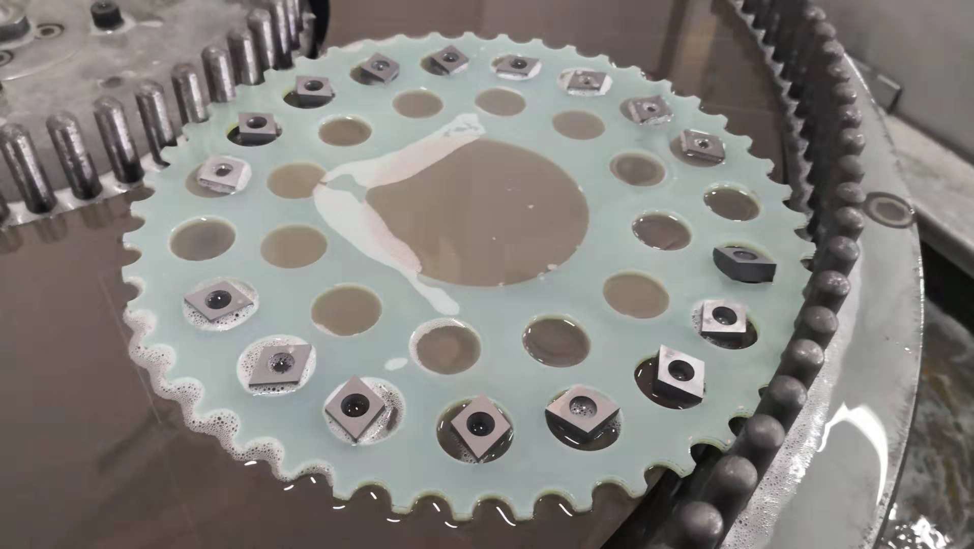 carbide blade grinding 02- grace@skfjx.com